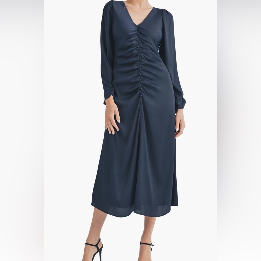 Elegant Blue Ruched Sheath Dress with Long Bishop Sleeves